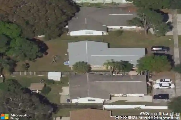 926 lake palms dr, largo,  FL 33771