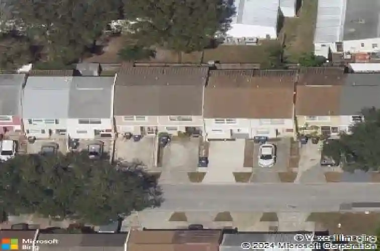 2811 s pines dr #18
                                ,Unit Apt 18, largo,  FL 33771