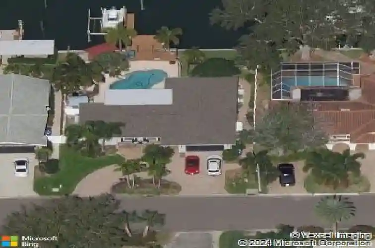 4057 48th ave s, saint petersburg,  FL 33711