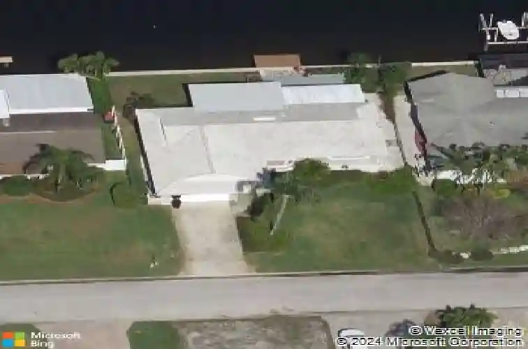 1449 49th ave ne, saint petersburg,  FL 33703