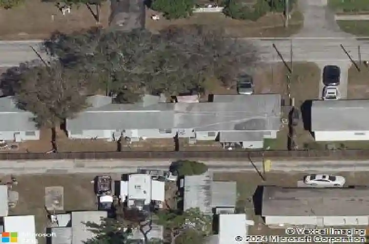 2730 50th ave n, saint petersburg,  FL 33714