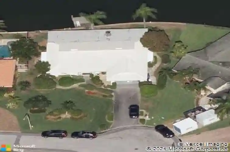 2081 michigan ave ne, saint petersburg,  FL 33703