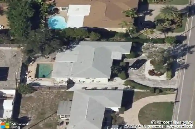 4212 poinsettia dr, st pete beach,  FL 33706