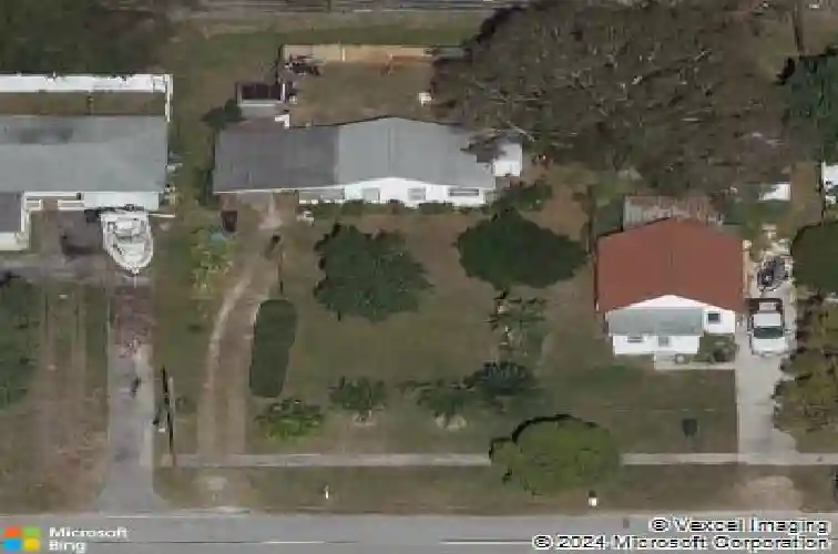 3715 49th ave n, saint petersburg,  FL 33714