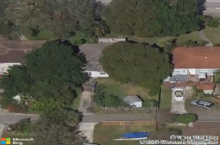 930 40th ave ne, saint petersburg,  FL 33703