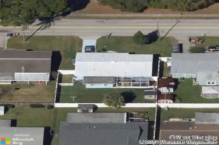 5682 46th ave n, saint petersburg,  FL 33709