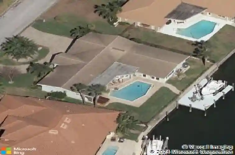 1920 hawaii ave ne, saint petersburg,  FL 33703