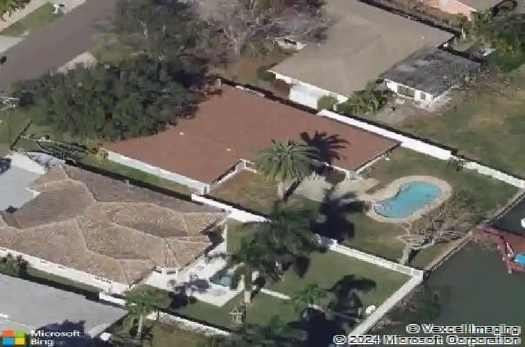 16313 redington dr, redington beach,  FL 33708