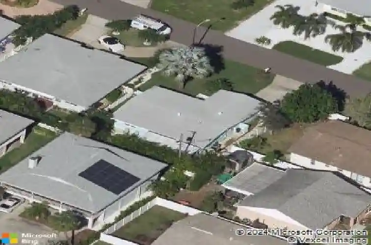 16102 1st st e, redington beach,  FL 33708