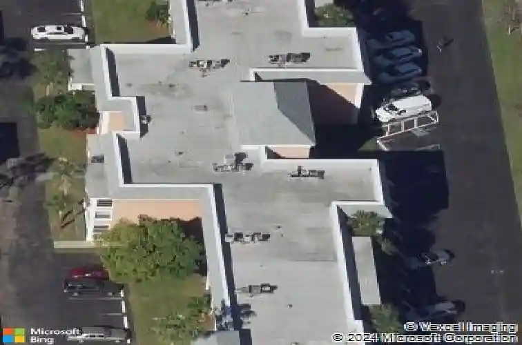 1900 68th st n #106
                                ,Unit Apt 106, saint petersburg,  FL 33710