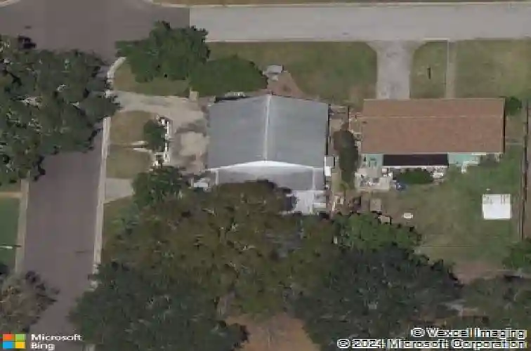 695 41st st n, saint petersburg,  FL 33713