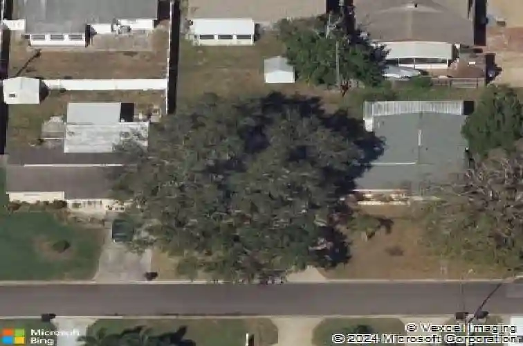 5411 17th ave n, saint petersburg,  FL 33710