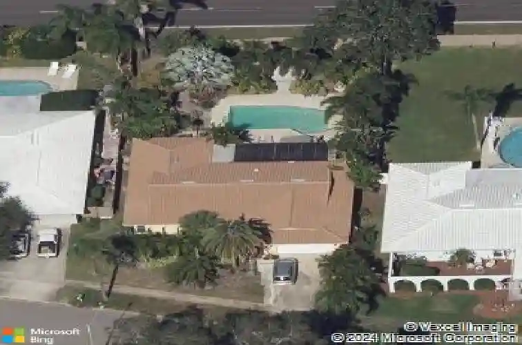 14261 passage way, seminole,  FL 33776