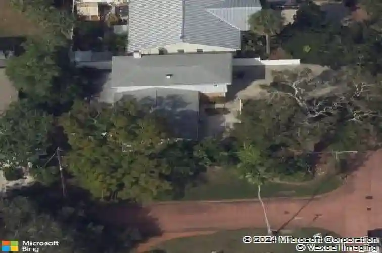 7035 14th st s, saint petersburg,  FL 33705