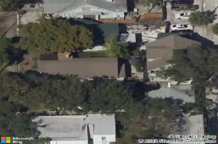 725 8th st n, saint petersburg,  FL 33701