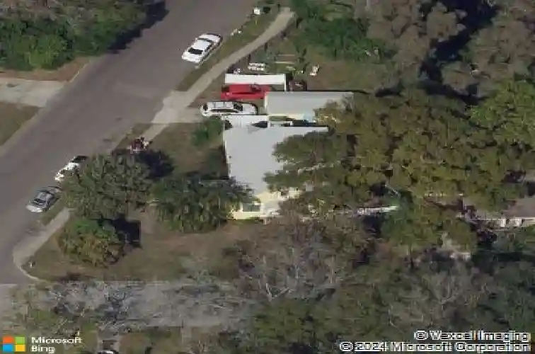 717 12th ave n, saint petersburg,  FL 33701