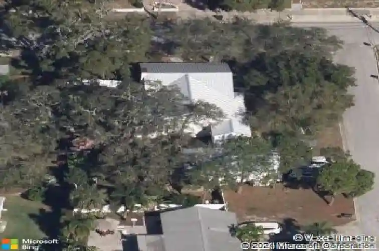 429 woodlawn ave, belleair,  FL 33756