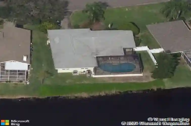 600 tallahassee dr ne, saint petersburg,  FL 33702