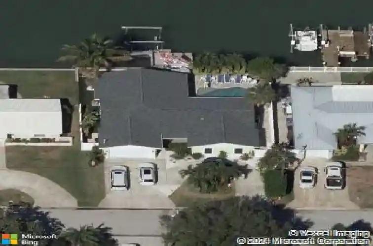 7833 1st ave s, saint petersburg,  FL 33707