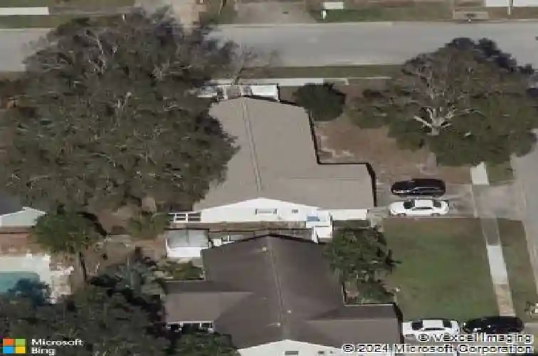 10080 82nd ln, seminole,  FL 33777