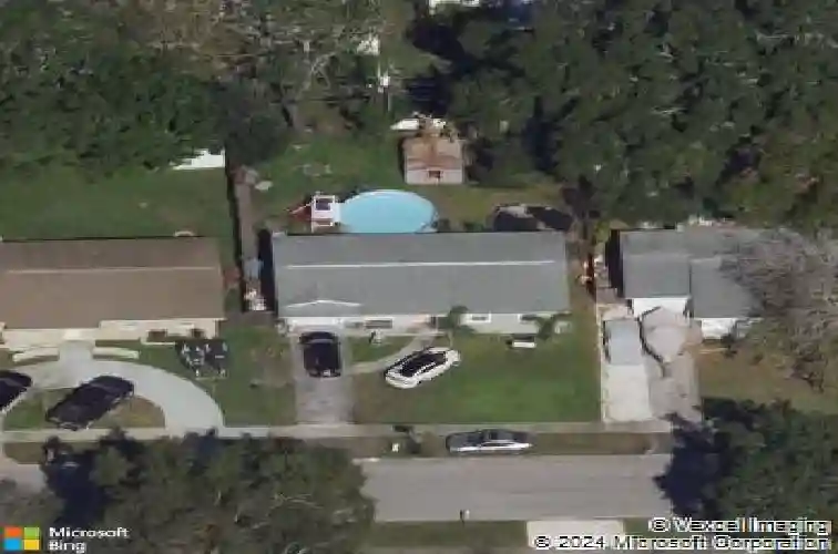 11181 temple ave, seminole,  FL 33772