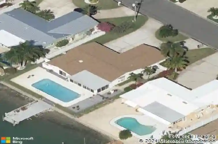 11300 8th st e, treasure island,  FL 33706