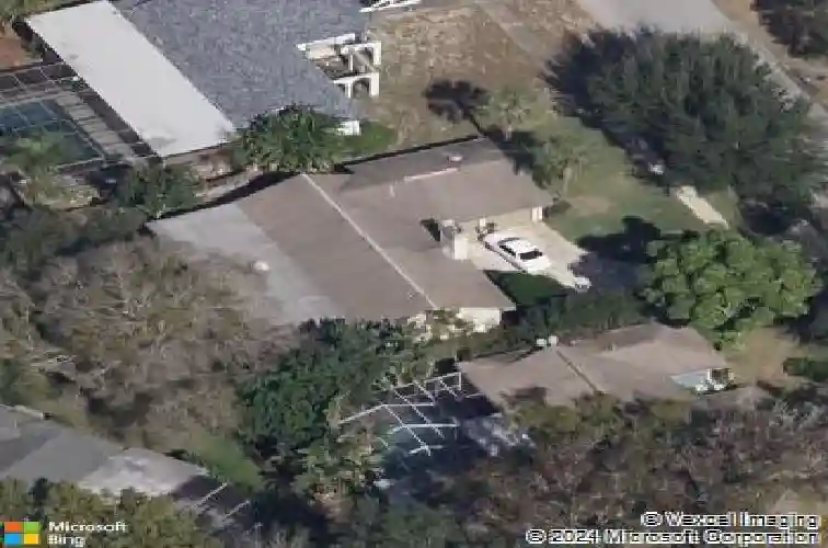 1404 red oak dr, tarpon springs,  FL 34689