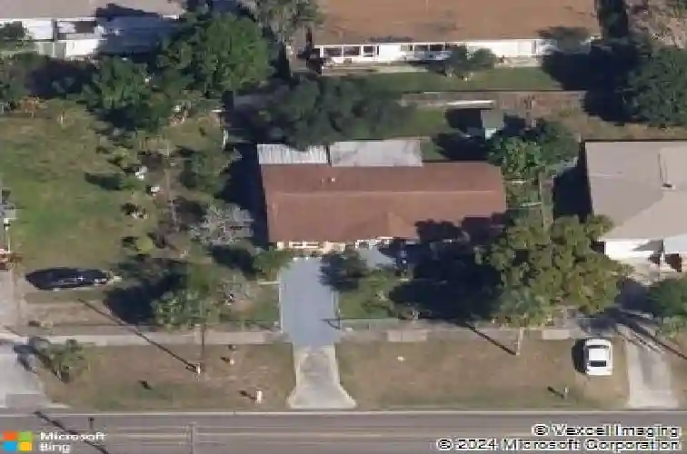 1010 gulf rd, tarpon springs,  FL 34689