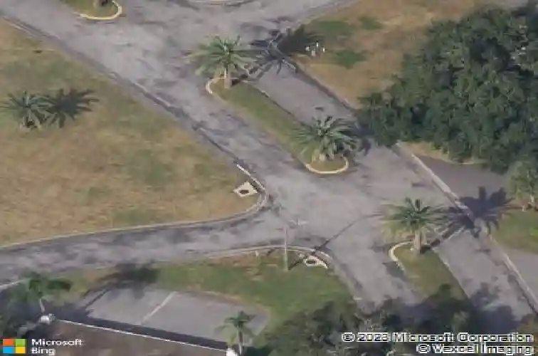 2946 feather dr, clearwater,  FL 33759