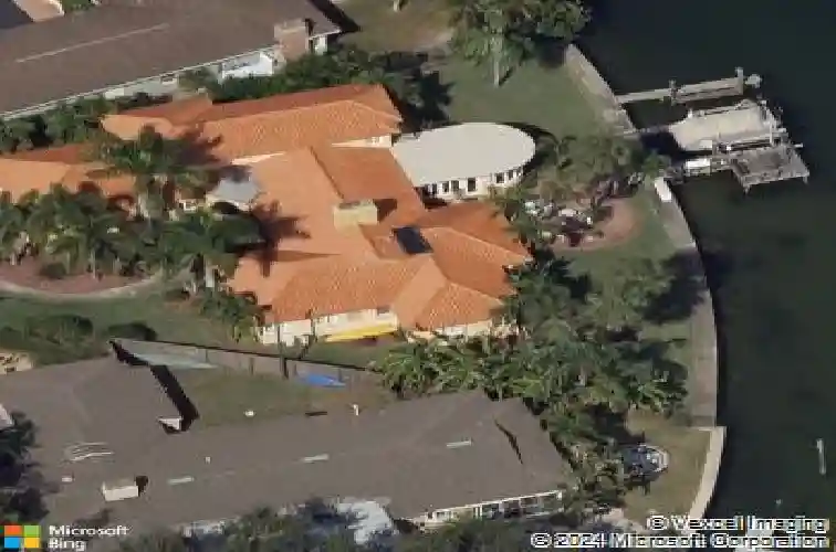 4830 paradise way s, saint petersburg,  FL 33705