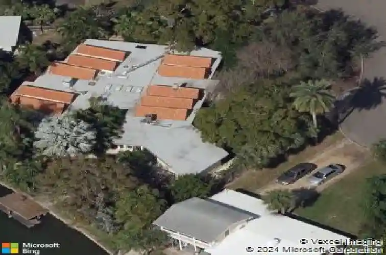 4811 paradise way s, saint petersburg,  FL 33705