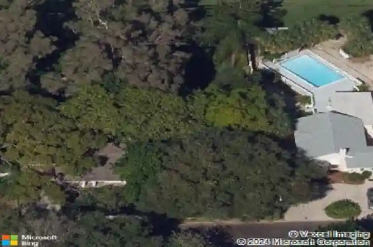 701 12th ave n, saint petersburg,  FL 33701