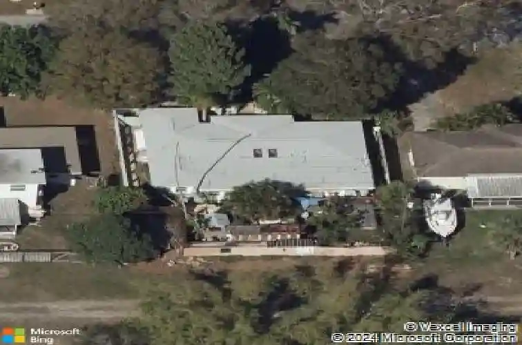 6142 43rd ave n, saint petersburg,  FL 33709