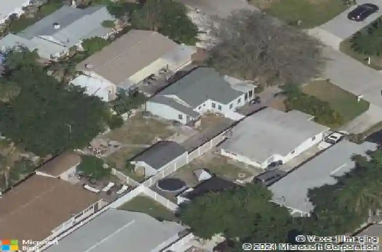 13318 2nd st e, madeira beach,  FL 33708