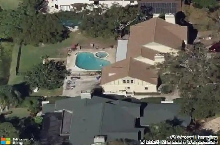 10600 indian hills ct, seminole,  FL 33777