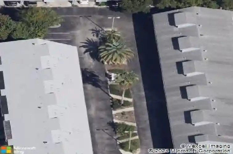 200 meres blvd #21
                                ,Unit Apt 21, tarpon springs,  FL 34689