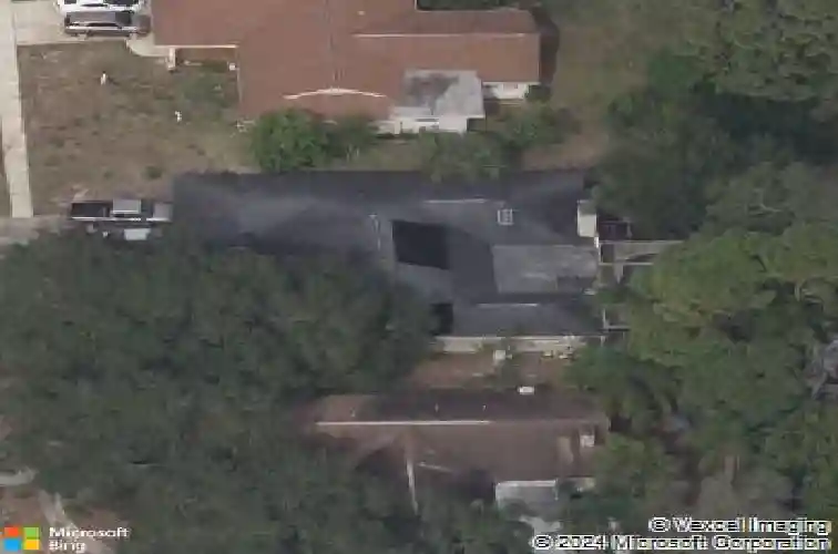 422 treasure dr, tarpon springs,  FL 34689