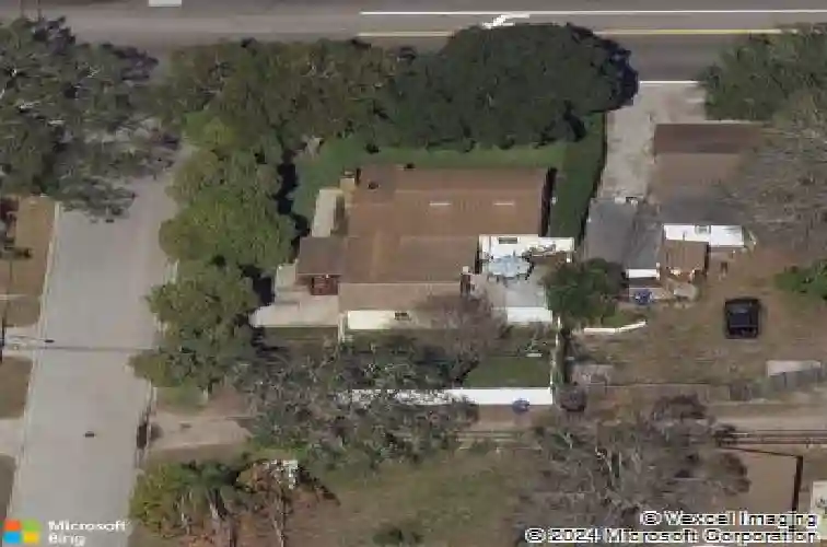 4094 38th ave n, saint petersburg,  FL 33713