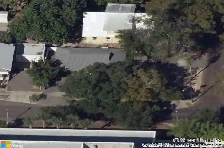 1033 7th ave n, saint petersburg,  FL 33705