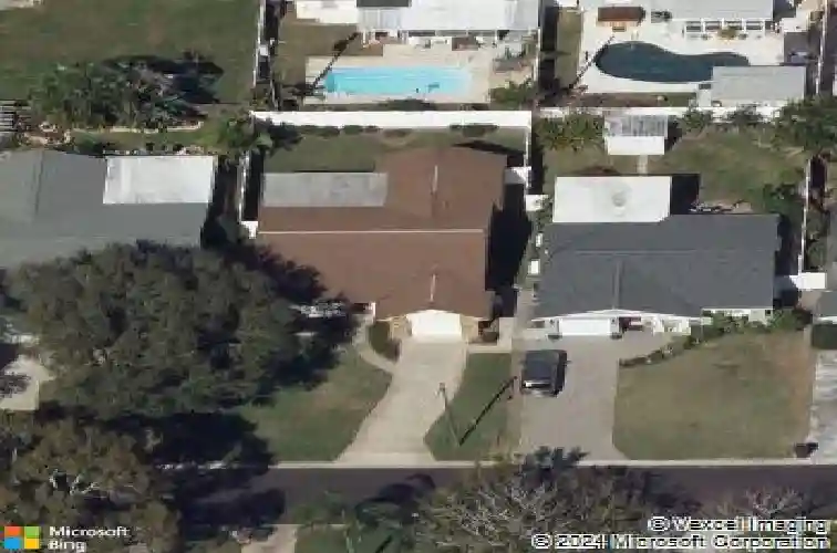 5435 20th ave n, saint petersburg,  FL 33710