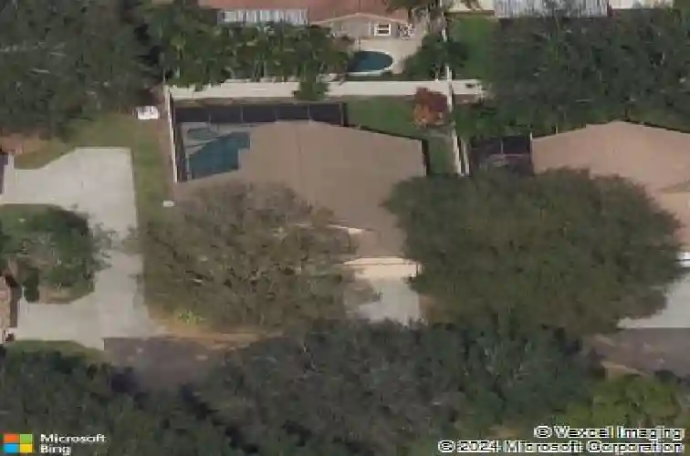 484 avila cir ne, saint petersburg,  FL 33703