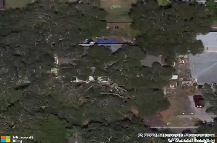 8279 29th ave n, saint petersburg,  FL 33710