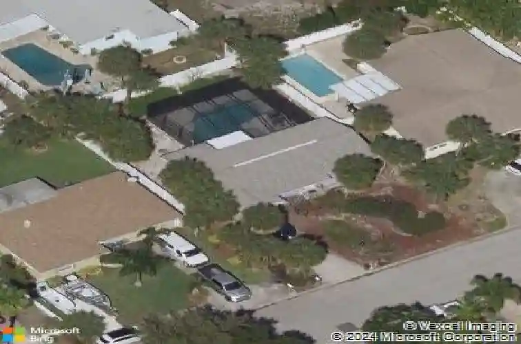 463 85th ave, st pete beach,  FL 33706