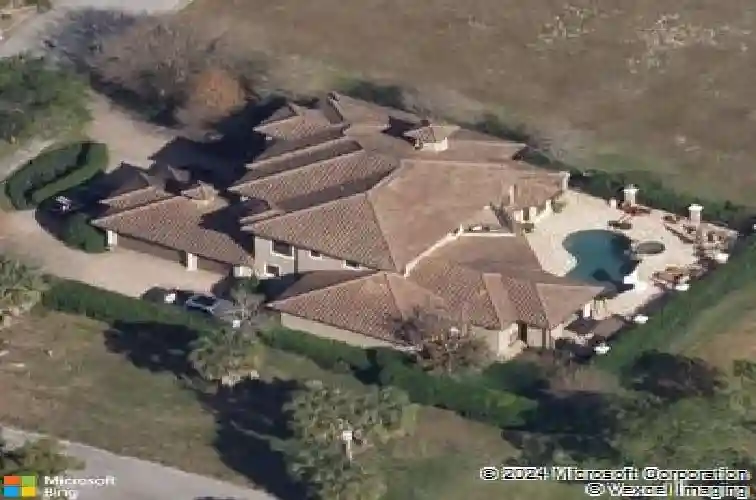 3703 douglas pl, palm harbor,  FL 34683