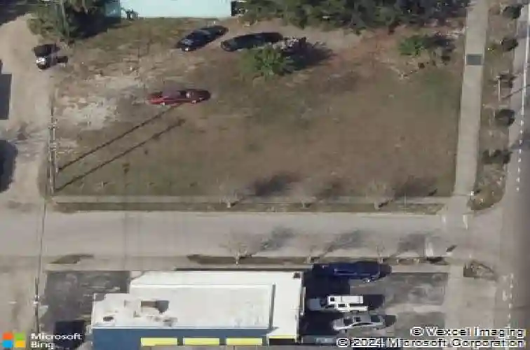 13th avenue, st petersburg,  FL 33712