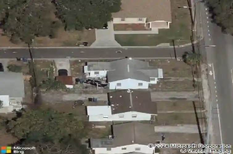 2001 37th st s, saint petersburg,  FL 33711