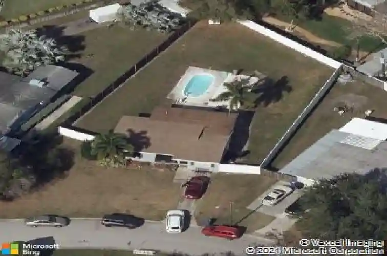 1541 68th ave n, saint petersburg,  FL 33702