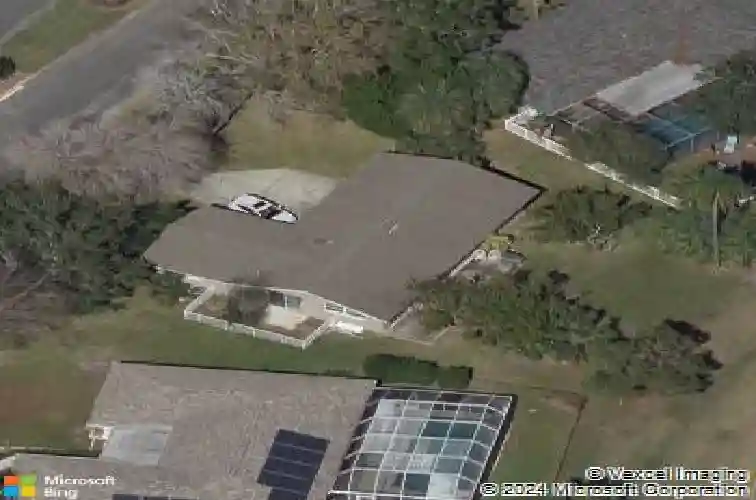 7195 augusta blvd, seminole,  FL 33777