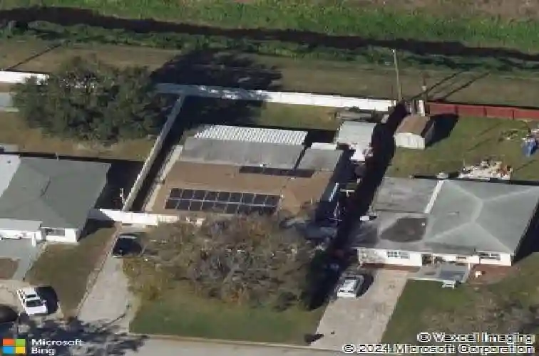 6489 34th ter n, saint petersburg,  FL 33710