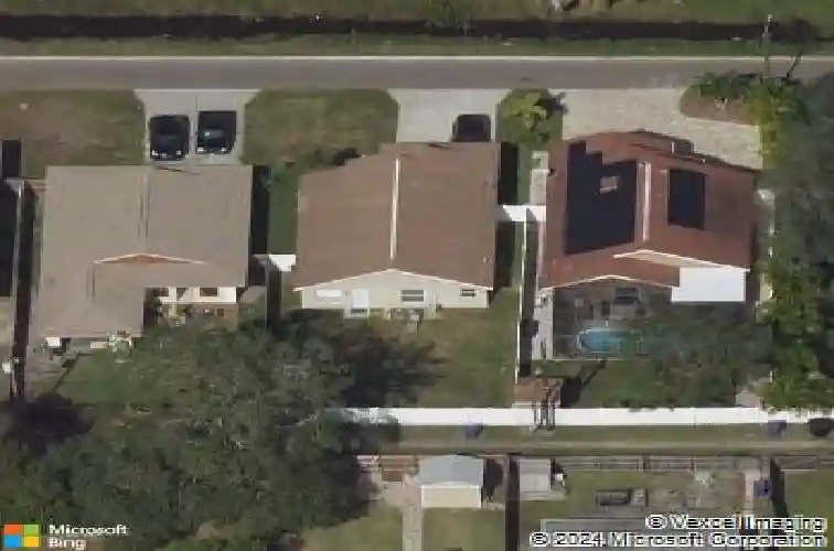 346 46th ave n, saint petersburg,  FL 33703